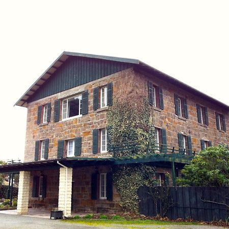 The Mill House Motel Herbert Екстериор снимка