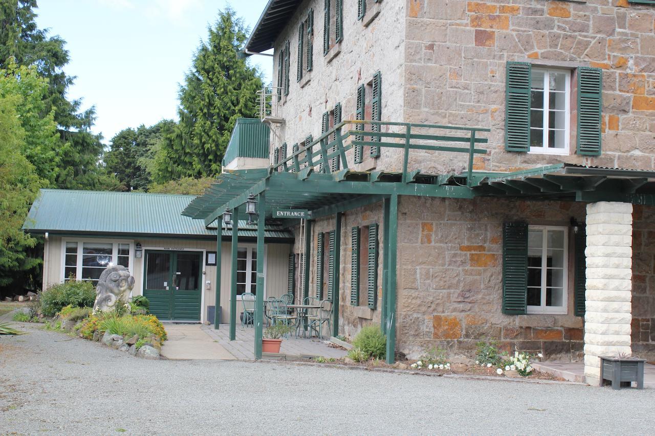 The Mill House Motel Herbert Екстериор снимка